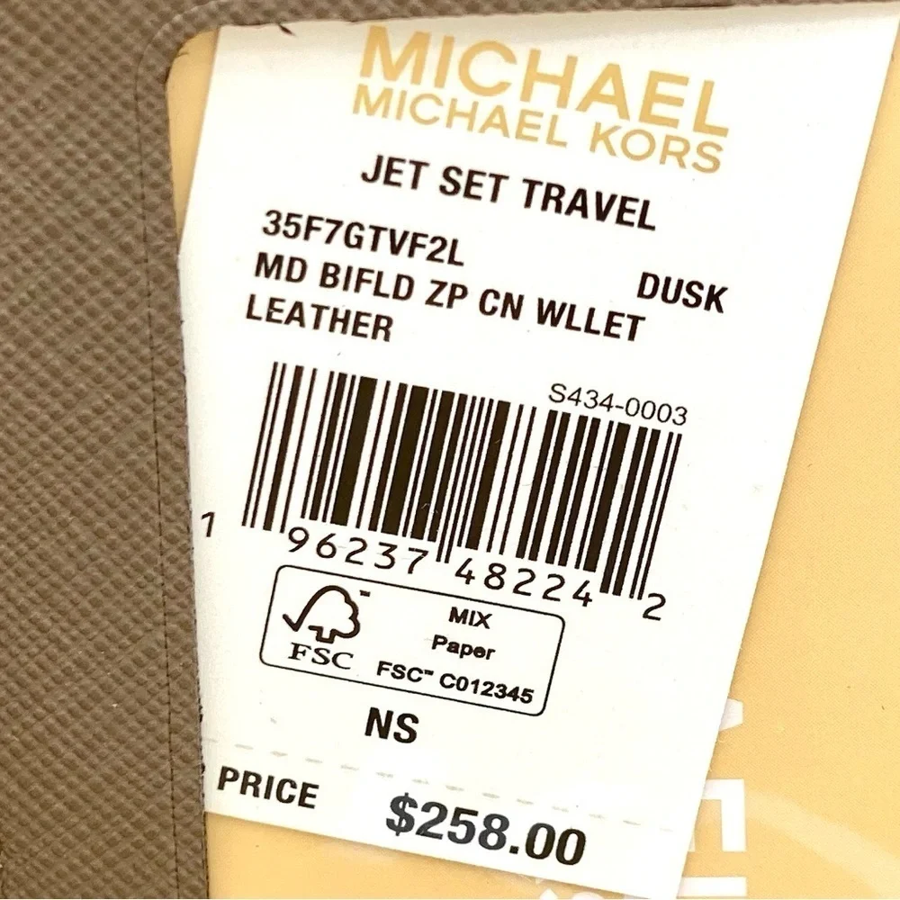 Michael Kors Medium Bifold Corner Zip Wallet